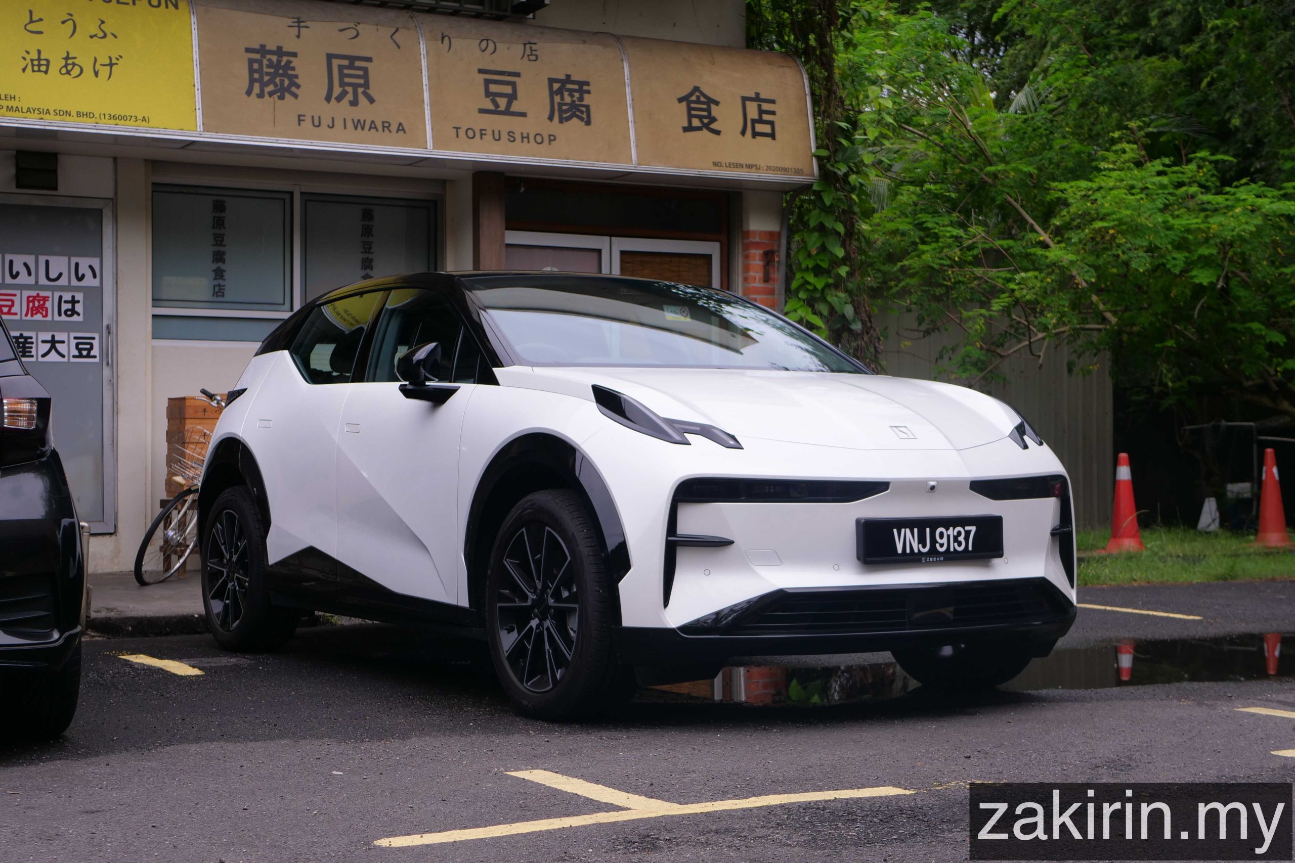 Zeekr X : SUV Elektrik Prestasi Tinggi Bersama Range Anxiety