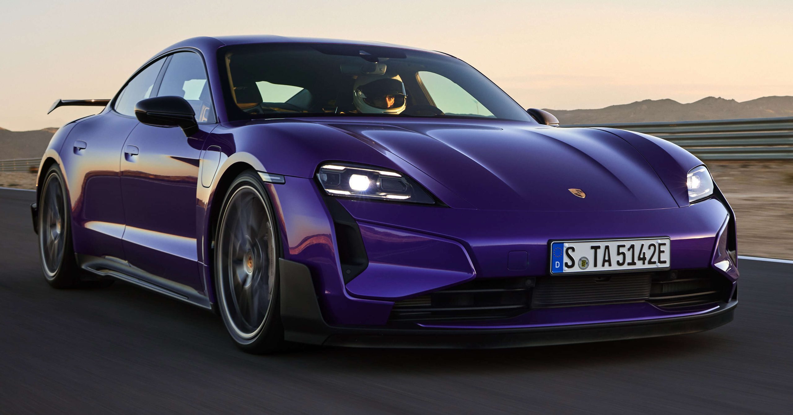 Porsche’s Electric Shock: An EV Dethrones the Legendary 911 Turbo S