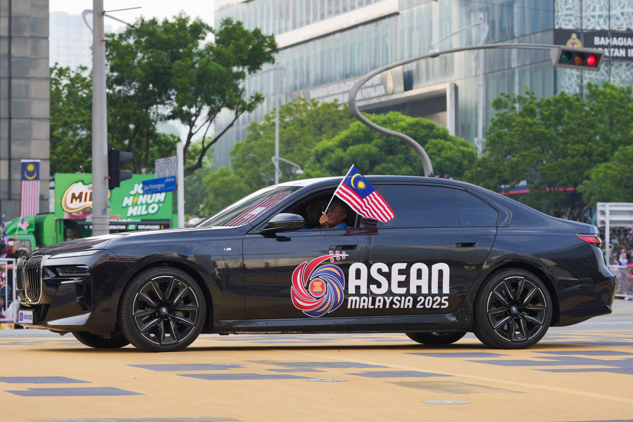 BMW Group Malaysia Provides Electric Vehicle Fleet for ASEAN 2025 Chairmanship