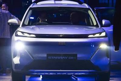 Geely Starray EM-R Teased for Thailand: Will Malaysia See a Proton e.MAS 7 REEV?