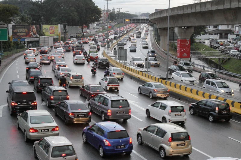 Seputeh MP Urges DBKL to Suspend High-Density Approvals and Study Double-Decker Solution for Old Klang Road