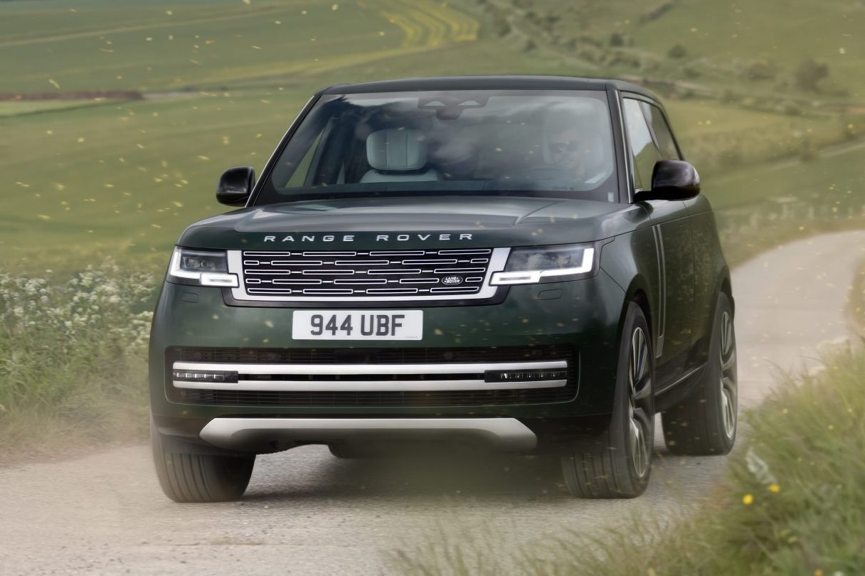 Range Rover Electric Unveiled With 800-Volt Architecture, 118.5-Kilowatt-Hour Battery and 900-Millimetre Wading Depth